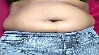 Desi Hot Beautiful Stepsister Perfect Body and Pussy Show Homemade Sexy Video in Hindi Voice