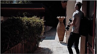 Veronica Leal And Tommy Gold - Time Freeze - Photographer Freezes And Fucks Celebrity Yoga Influencer In Her Mansion