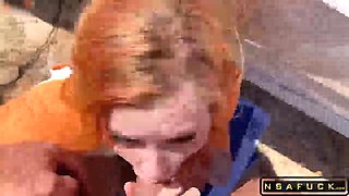 Girl Sucking Dick Stranger in Car and Fuck on a Rest