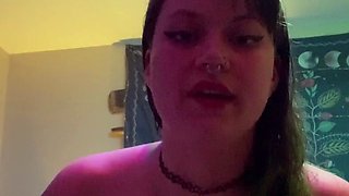 Love Chat Big Boobs Brunette Masturbating For Cam