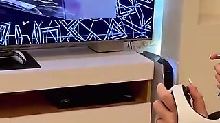 Stepson Fucks Stepmom While She's in Virtual Reality