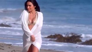 Perfect Latina MILF posing naked outdoor and exposed perfect curved body