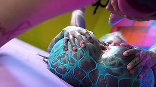 Illuz has a strapon to use on Anuskatzz