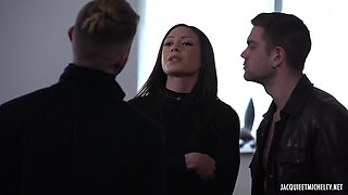 Penelope, 19 years old, cosmetics saleswoman in Paris! - Jacquie et Michel TV