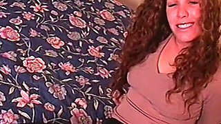Redhead Amateur Fingers Herself