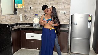 Tempting Indian cougar thrilling sex clip