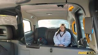 Amateur Taxi Encounter: Sexy Film Student Creates Her Own X-Rated Video with a Cab Driver