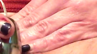Giantess plays