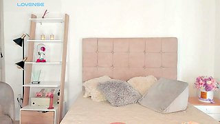 Rica Abella’s Amateur Heat in a Sultry Intimate Play