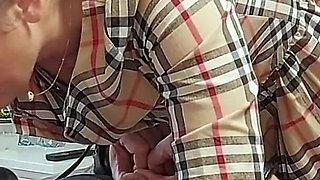 Cheating Wife Came After Date, Cuckold Swallows Cum Out of Condom and Eat Own Cum for Dessert