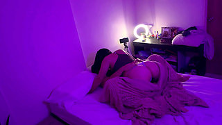 Roomies Who Couldn't Rest End up Rubbing Against Each Other Under the Covers and It Becomes a Silent Game of Pleasure