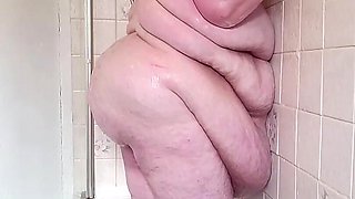 The fat SSBBW shower Goddess