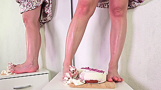 Let's Destroy the Cake! Would You Lick It From My Feet?