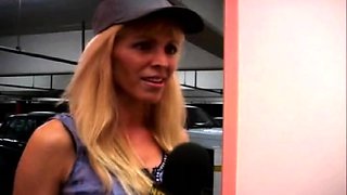 Bleach blonde teen spinners group sex