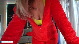 Arousing Buxom Blondie Girl 18760fps - Uncategorized