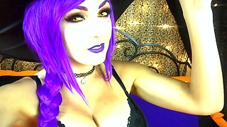 Amateur webcam babe dildo masturbation