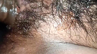 Meri chhoti sharma rahi he, kiv ki vah pahli bar kar Kari he, uski pyasi chut me mene Aaj finally land dal diya