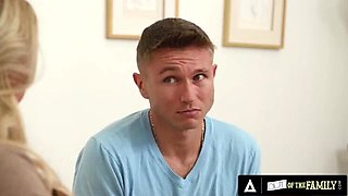 Alura Jenson's Huge Tits & Ass - Stepmom Anal Fuck in Doggystyle