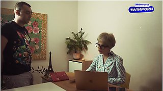 Hungry Boss Made Lick And Sucked (episode 3) With Melissa Grand