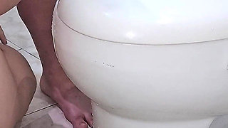 Eating My Stepcousin in the Toilet
