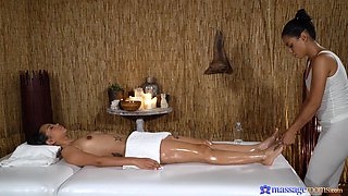 Jureka Del Mar's Big Latina Heat in Tight Thai Bliss