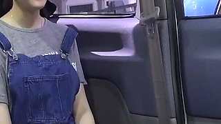 Runa - Housewife Pick-up (23y Old) Vol. 1