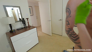 Cute gamer chick fucks her hung step-bro