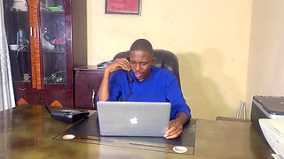 The Delivery Girl Fuck the Boss