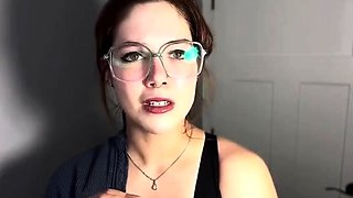 Ellie Skyes - The Family Vacation: step-Mom's Desperation