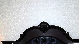 Big boob brunette masturbates on webcam