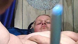 Kinky Fucking Toy Going in Her Pussy of Joy