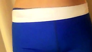 Petite babe fingers tight pussy in leggings