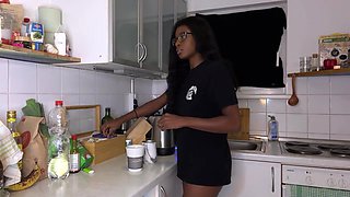 Ebony Gets Fucked In Kitchen By Bwc Until Cream - Nicole Kitt And She Squirts
