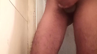 Muth mar kar pani nikala