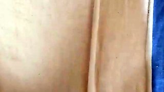 Big arse best buddy wakes up and wants to penetrate her
