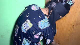 Aunty Came to My Room Midnight and She Is Crazy for Hard Fucking
