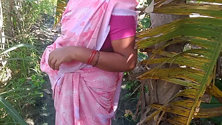 Indian tamil bhabhi sex in outdoor banana grove