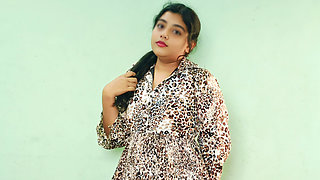 Beautiful Indian Stepsister tight pussy hindi audio sex, desi local hindi MMS beautiful Indian college girl Xxxx