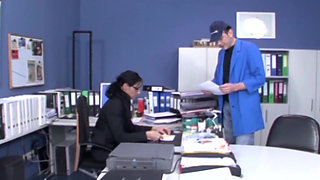 Hot Mature German Office Fuck and Cumshot