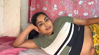 Virgin Stepsister Gets Fucked in Room While Parents Are Away - Desi Hindi Sex Video