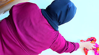 Arabian Big Ass & Huge Boobs Hot Maid Stuck Under Boss's Bed & She Want Ass Fuck Now From Boss