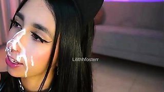 Amateur teen girlfriend toys sucks and fucks at home