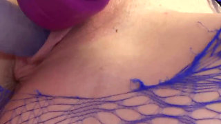 Housewife Brookes Cums Hard with Two Toys