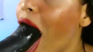 Teen Anabel693 Suck a BBC Cock