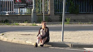 Cumming clean in a gritty real-world scene