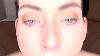 Webcam fun mature brunette with toys cum on cam