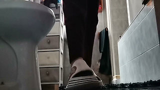 Camera on the Floor, Huge Ass and Sound Farts