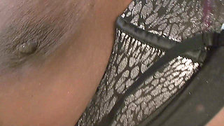 Blonde BBW ebony gets sprayed in her mouth