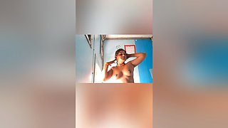 Horny Bengali Secretary Fucks Her Boss In Delhi To Maintain Her Sexy Figure