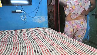Village bhabhi and her dever indoor body massage
